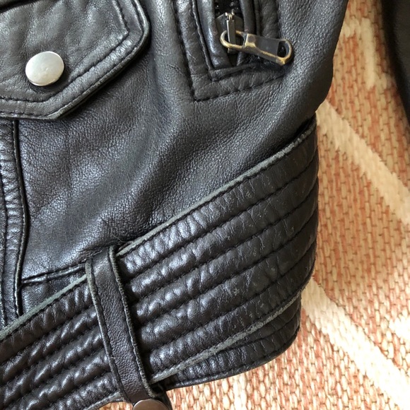 Zara Classic Black Leather Biker Jacket - Picture 6 of 8